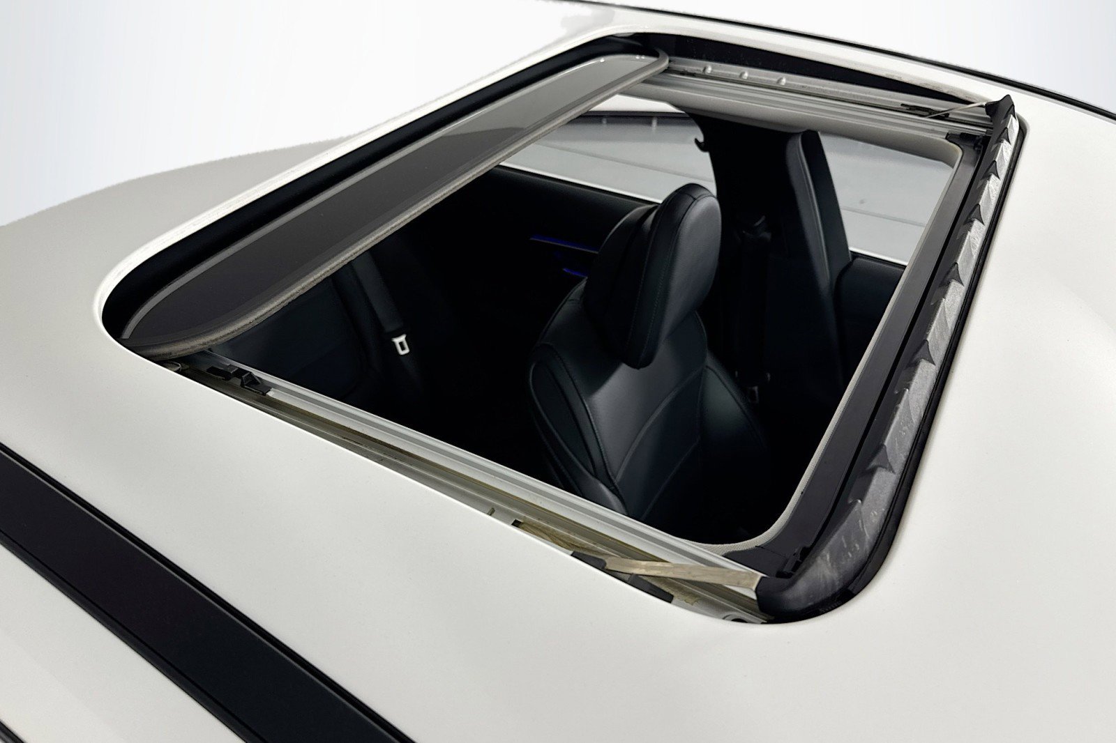 Certified 2024 Mercedes-Benz C 300 Sedan w/ Exclusive Trim Package image 22