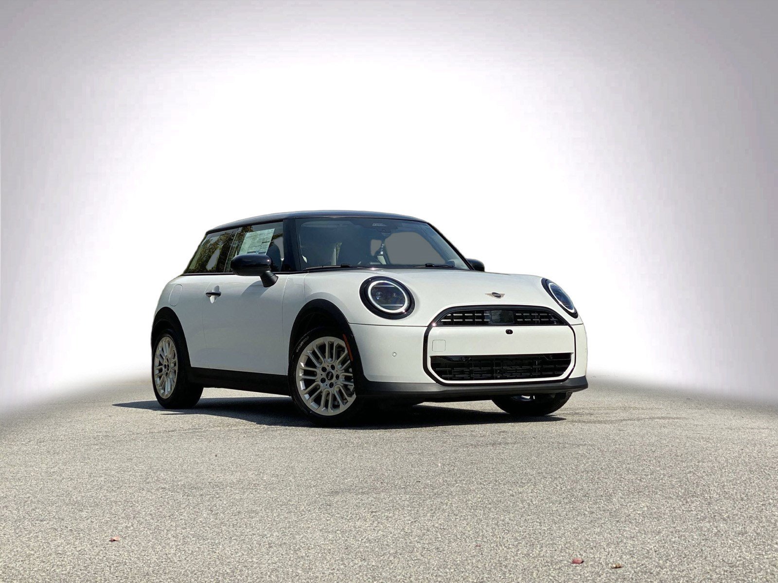 Used 2026 MINI Cooper 2-Door Hardtop FWD image 2