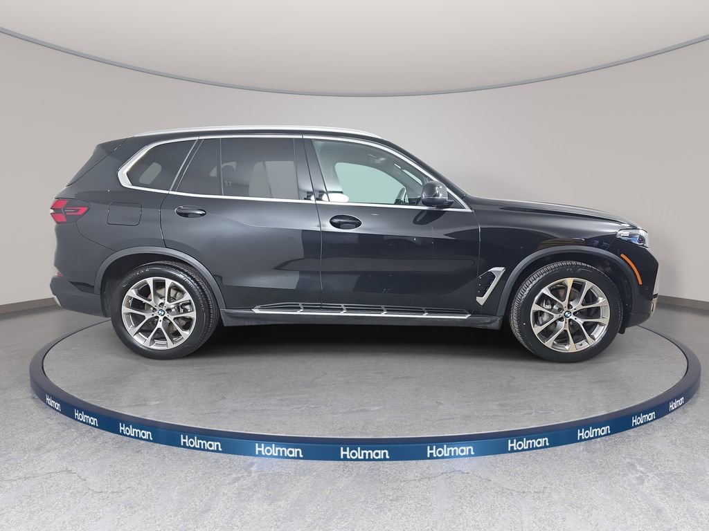 Certified 2025 BMW X5 xDrive40i image 4