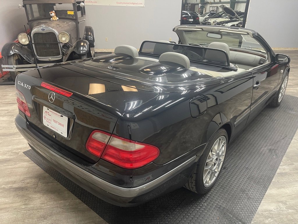 Used 1999 Mercedes-Benz CLK 320 Cabriolet image 7