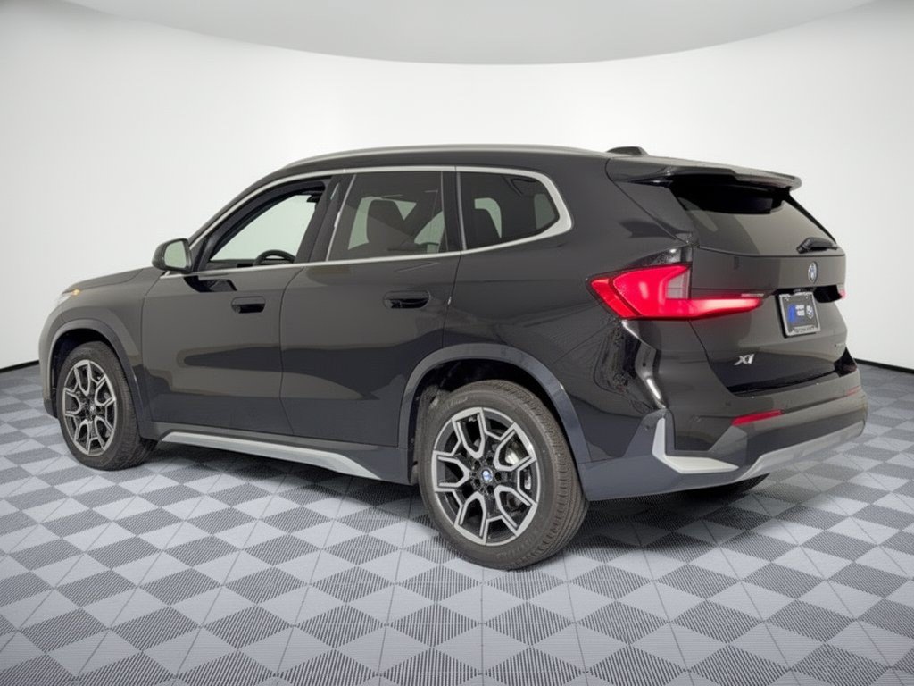 New 2026 BMW X1 xDrive28i w/ Technology Package AWD/4WD image 3