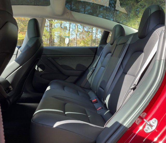 Used 2023 Tesla Model 3 Standard Range image 15