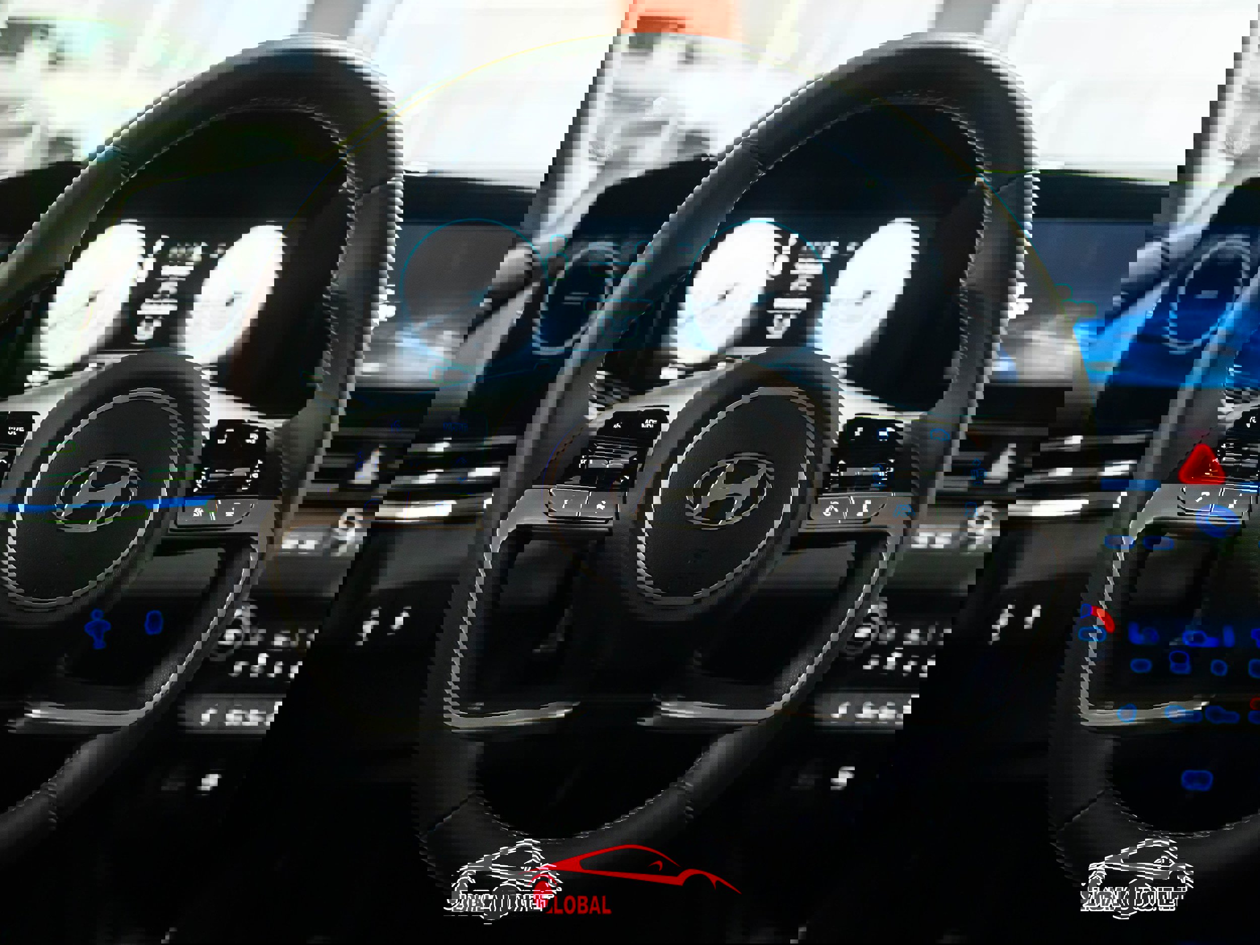 Used 2025 Hyundai Elantra SEL image 23