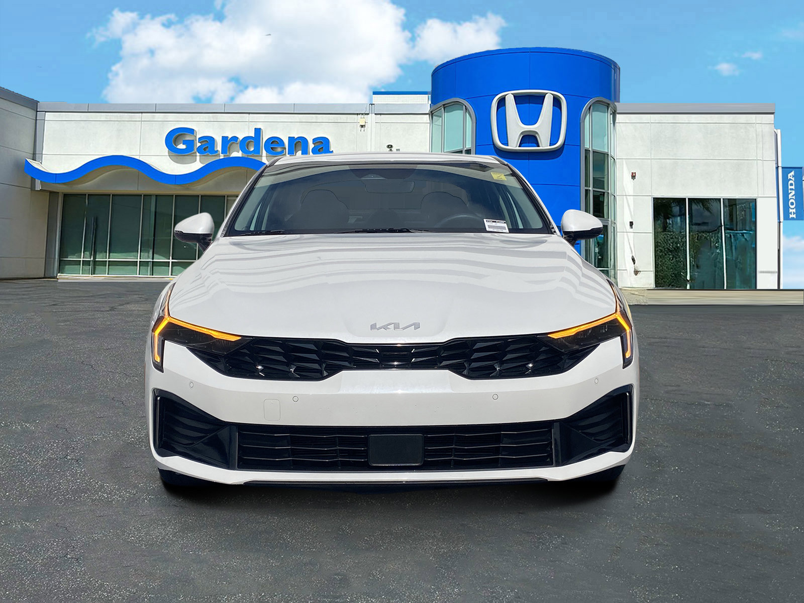 Used 2025 Kia K5 LXS FWD image 2