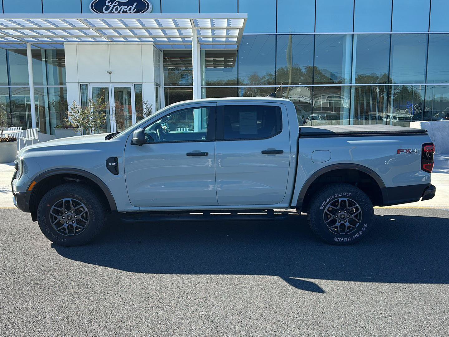 Used 2024 Ford Ranger XLT AWD/4WD image 8
