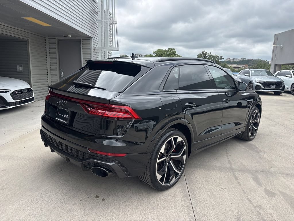 Used 2024 Audi RS Q8 AWD/4WD image 6