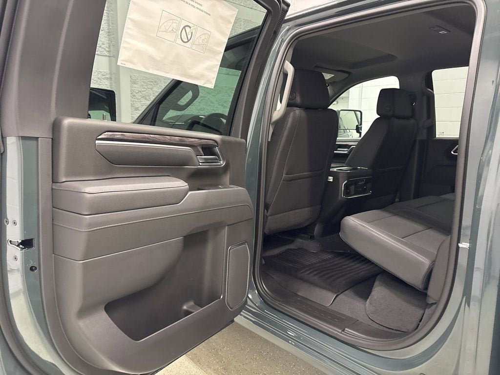 New 2026 Chevrolet Silverado 2500 LTZ w/ LTZ Plus Package AWD/4WD image 33