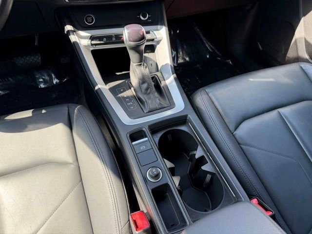 Used 2023 Audi Q3 2.0T Premium AWD/4WD image 16