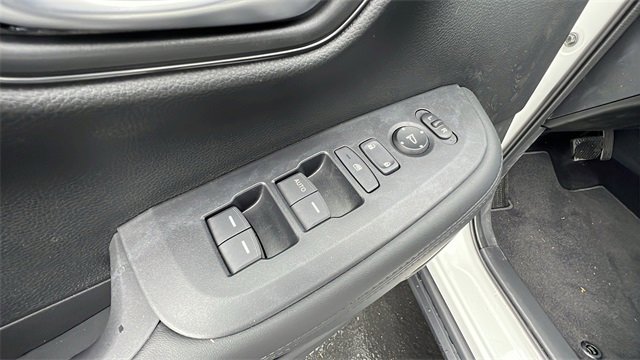 New 2025 Honda HR-V LX image 20