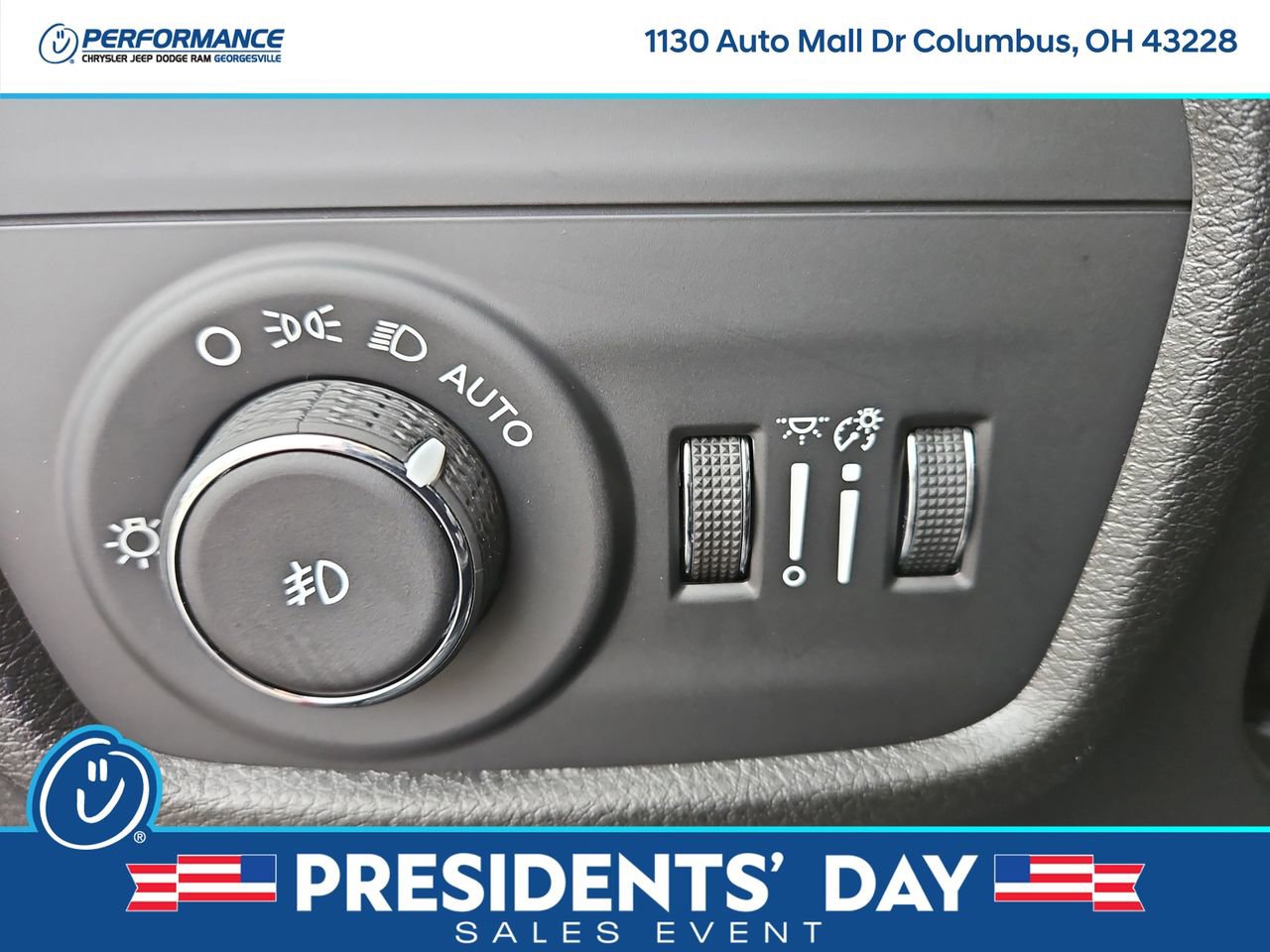 New 2025 Jeep Grand Cherokee Limited image 31