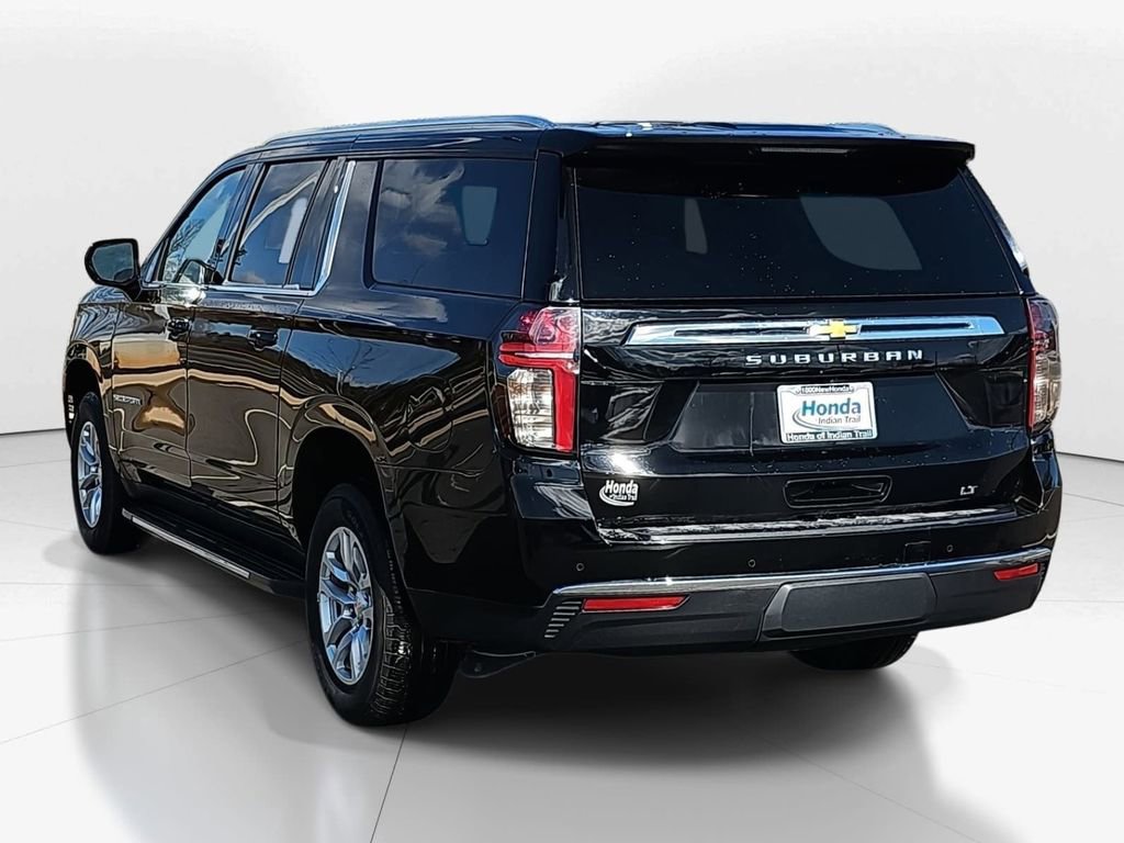 Used 2024 Chevrolet Suburban LT image 6