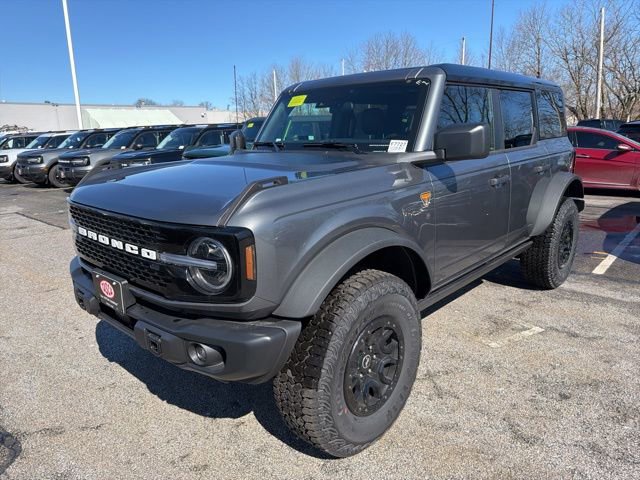 New 2025 Ford Bronco Badlands w/ Sasquatch Package image 3