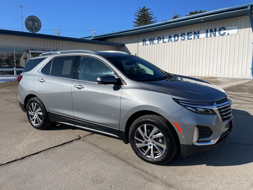 Used 2023 Chevrolet Equinox Premier image 23