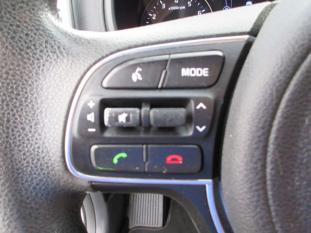 Used 2017 Kia Sportage LX FWD image 25