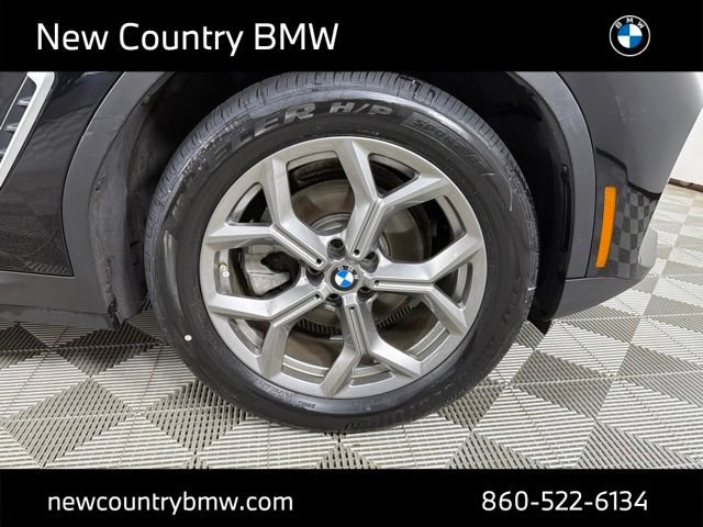 Used 2021 BMW X4 xDrive30i w/ Convenience Package AWD/4WD image 9