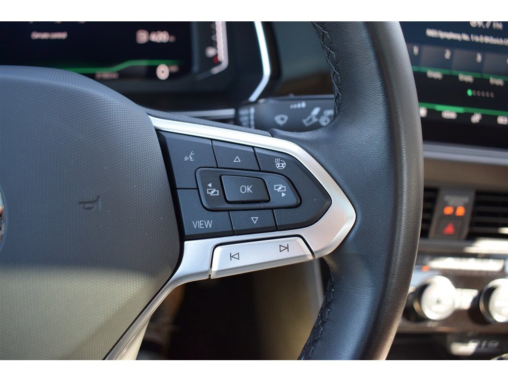 Used 2023 Volkswagen Jetta SEL image 33