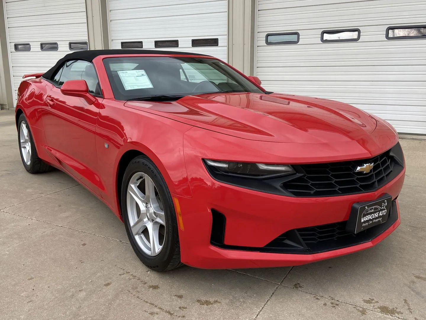Used 2023 Chevrolet Camaro LT image 1