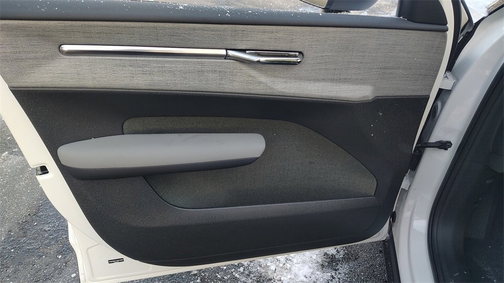 New 2026 Volvo EX30 Ultra image 8