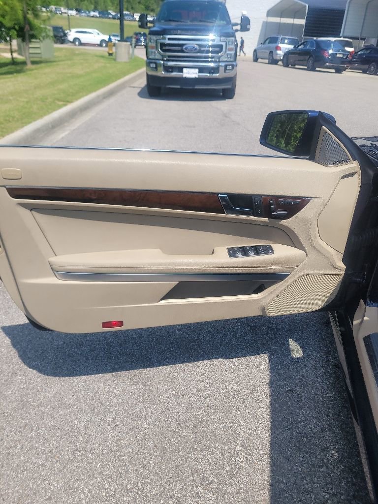 Used 2011 Mercedes-Benz E 550 Cabriolet image 14