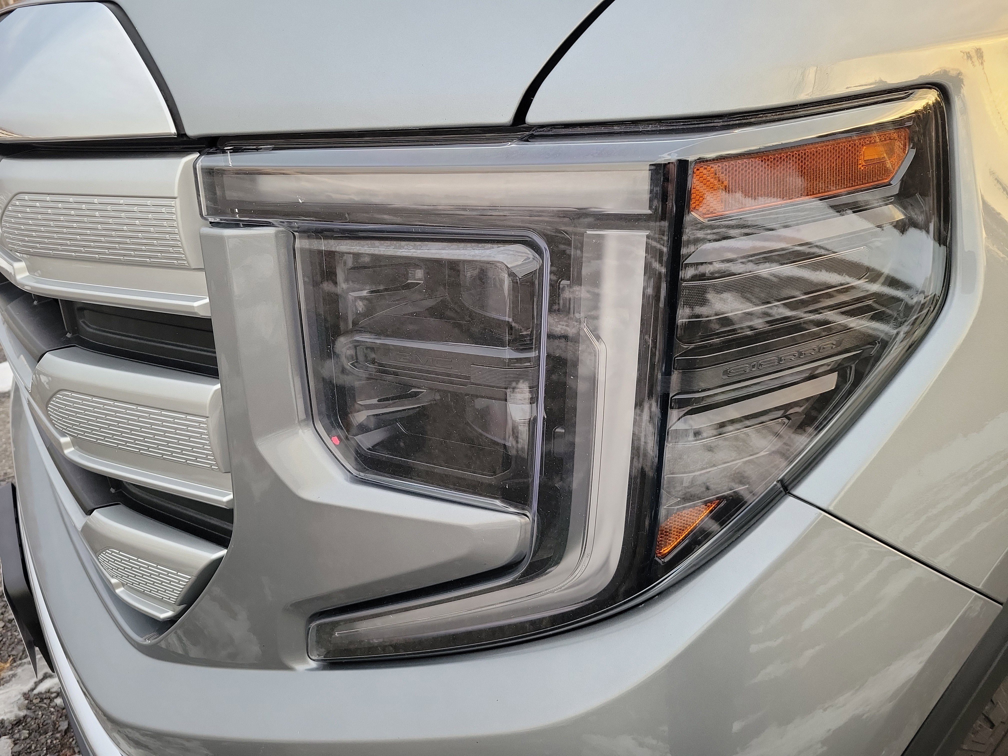 Used 2024 GMC Sierra 1500 SLE image 9