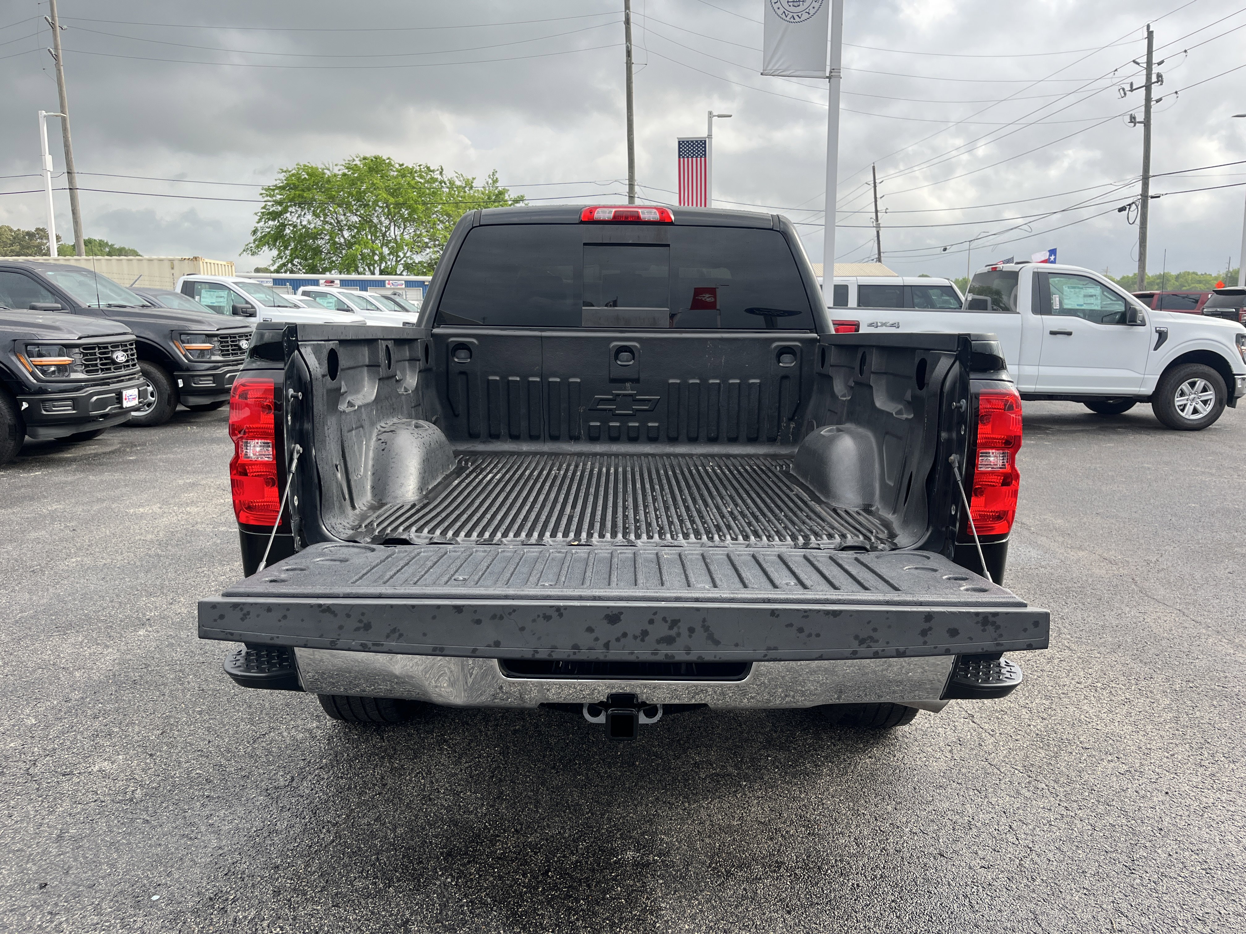 Used 2017 Chevrolet Silverado 1500 LT w/ Texas Edition image 5