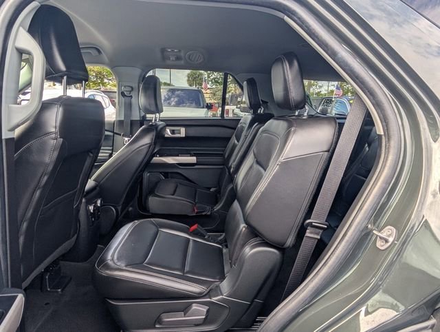 Used 2022 Ford Explorer XLT w/ Equipment Group 202A RWD image 11