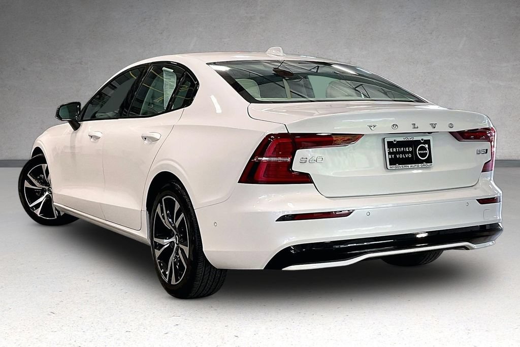 Certified 2025 Volvo S60 B5 Plus AWD/4WD image 4