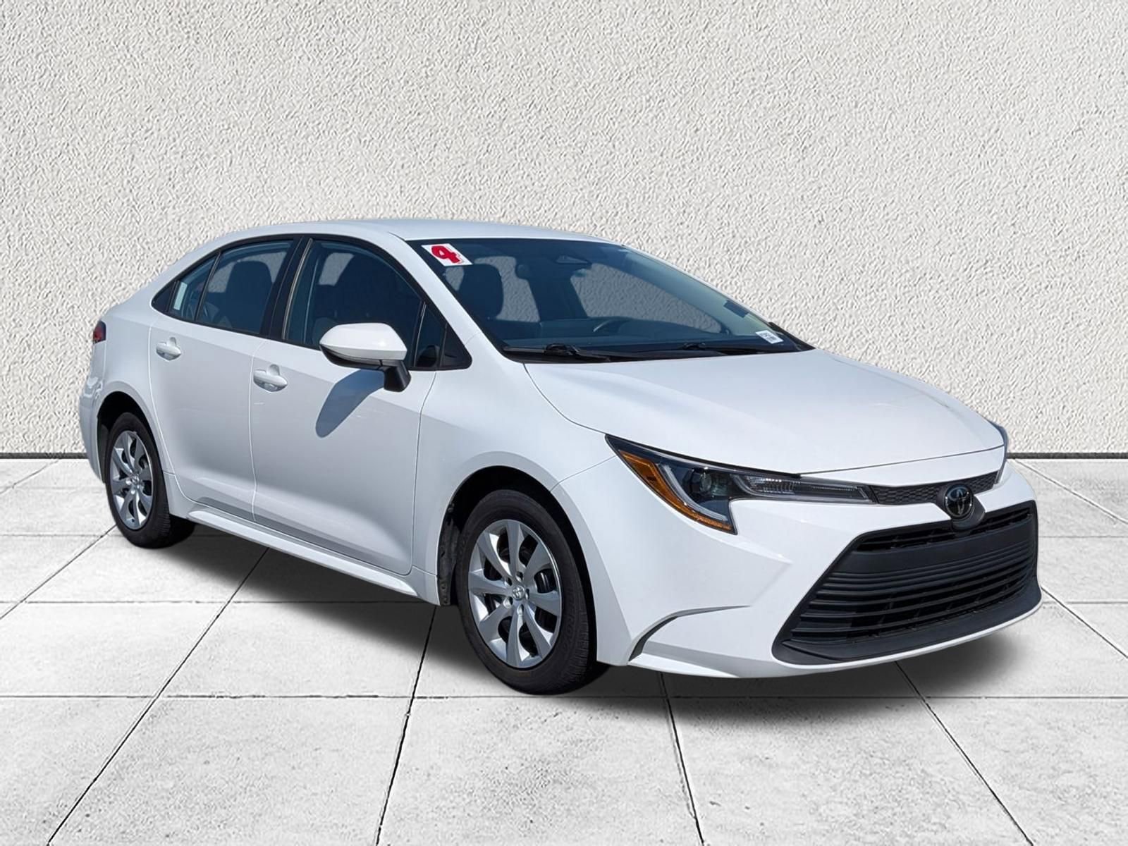 Used 2024 Toyota Corolla LE image 1