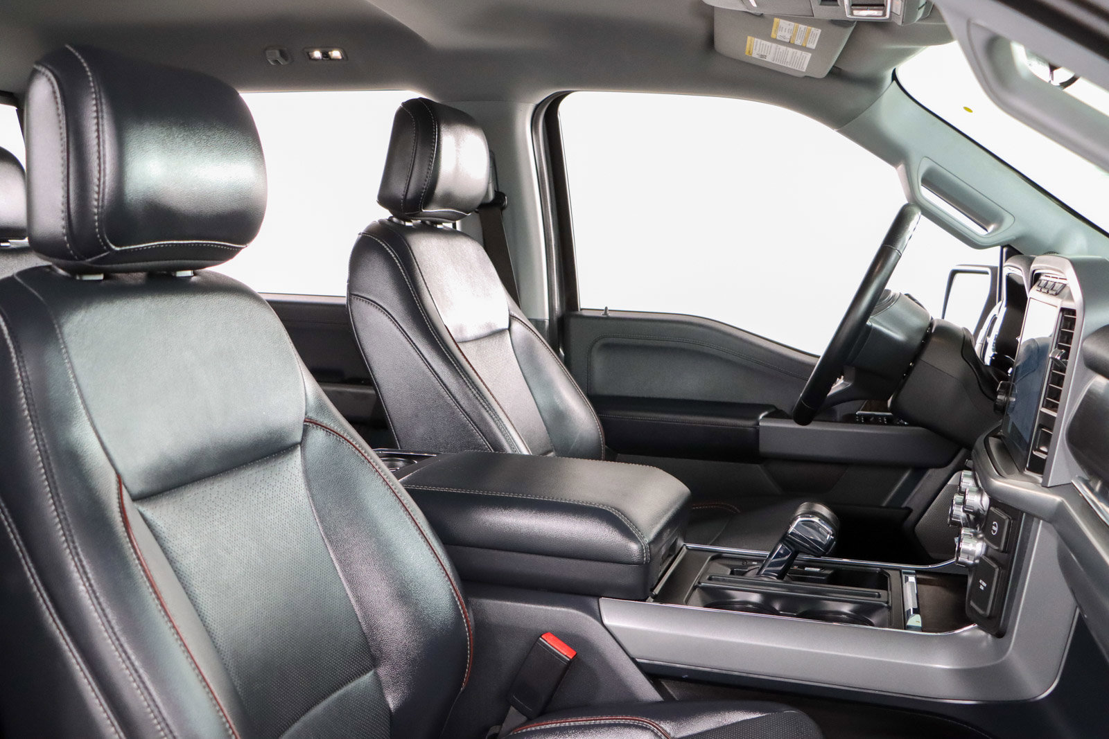 Used 2021 Ford F150 Lariat image 29