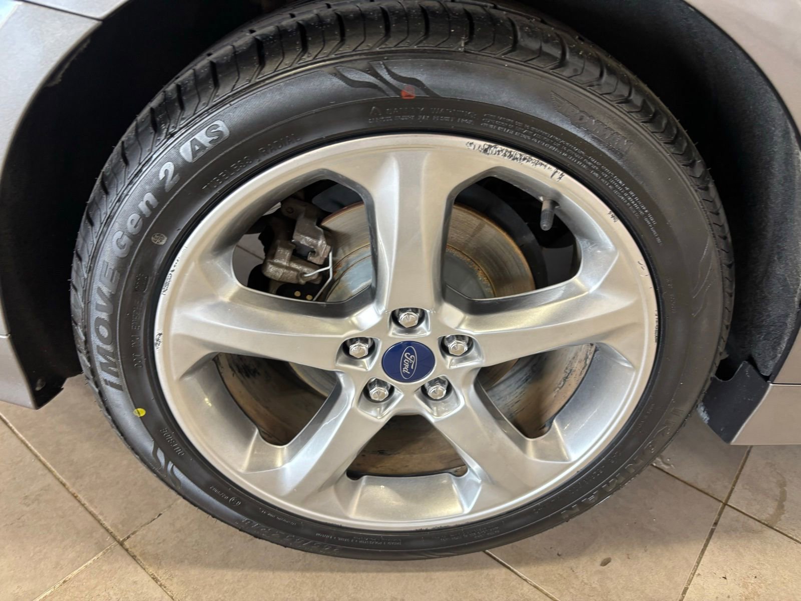 Used 2013 Ford Fusion SE image 9