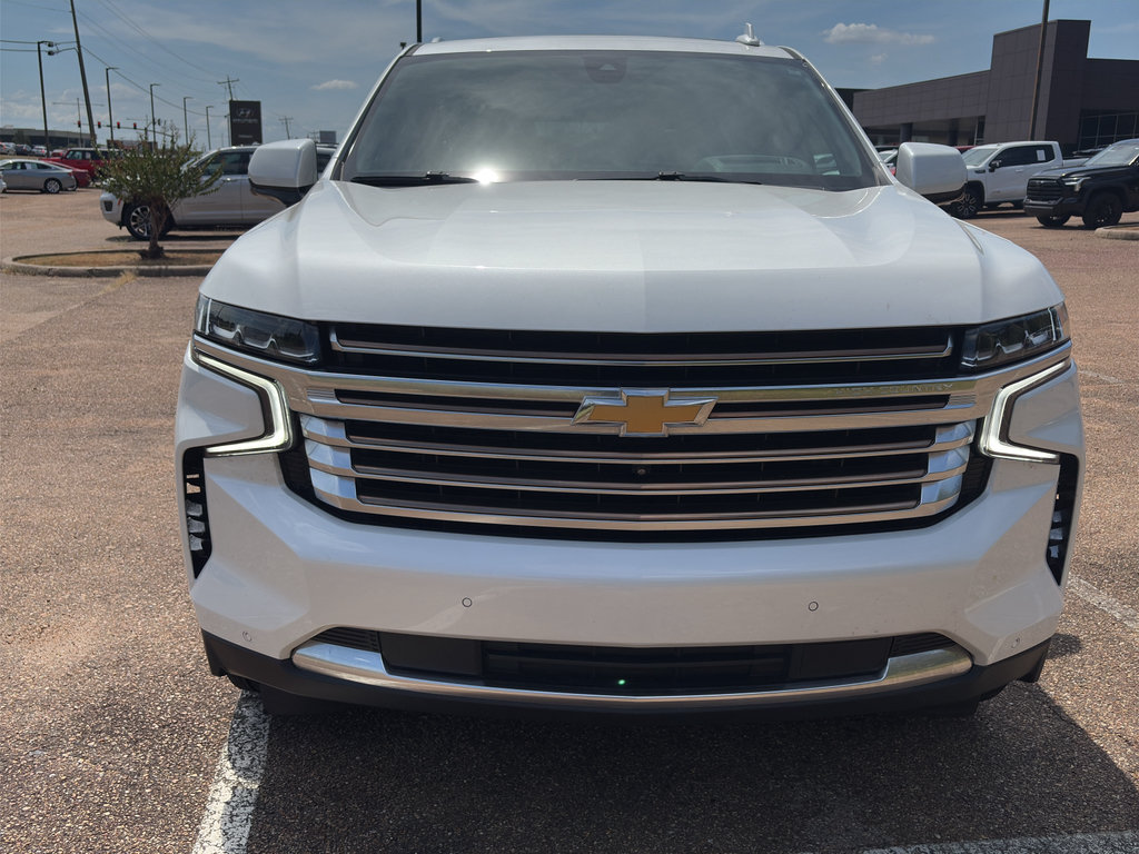 Used 2021 Chevrolet Tahoe High Country RWD image 2