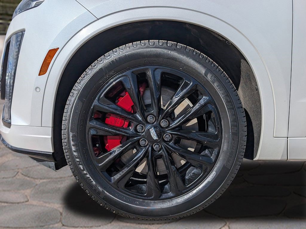 Certified 2024 Cadillac XT6 Sport w/ Platinum Package AWD/4WD image 12