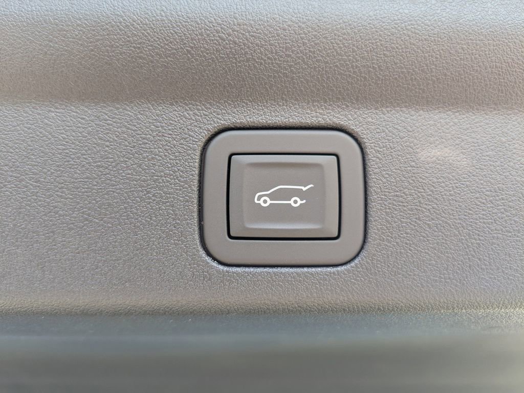 New 2026 Cadillac Escalade IQ Luxury 1 image 12