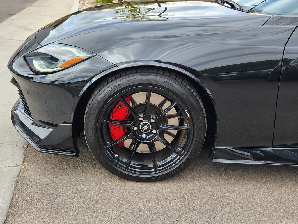 Used 2024 Nissan Z NISMO w/ Floor Mat Package RWD image 9