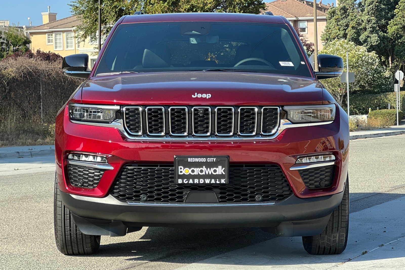 New 2025 Jeep Grand Cherokee Limited w/ Luxury Tech Group II image 9