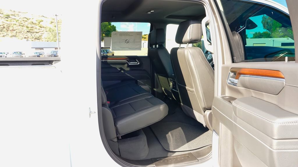 New 2026 GMC Sierra 2500 Denali w/ Denali Reserve Package AWD/4WD image 11