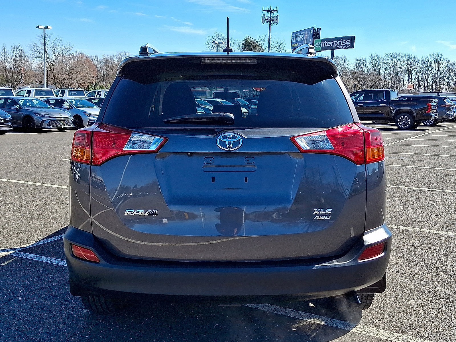 Used 2014 Toyota RAV4 XLE image 5