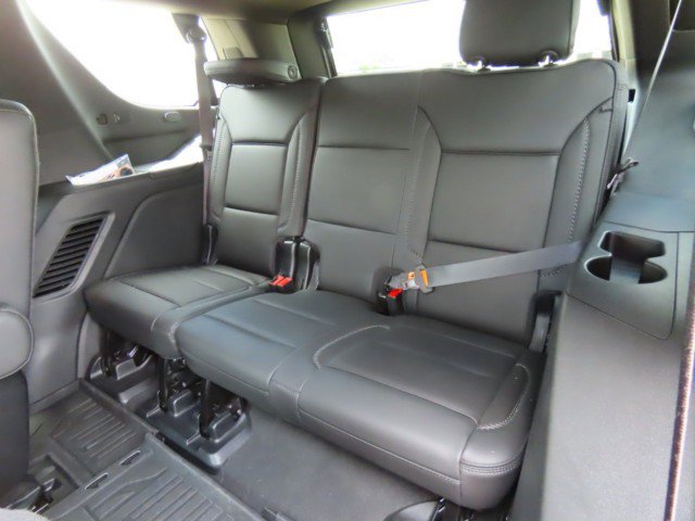 Used 2024 GMC Yukon Denali w/ Advanced Technology Package image 21