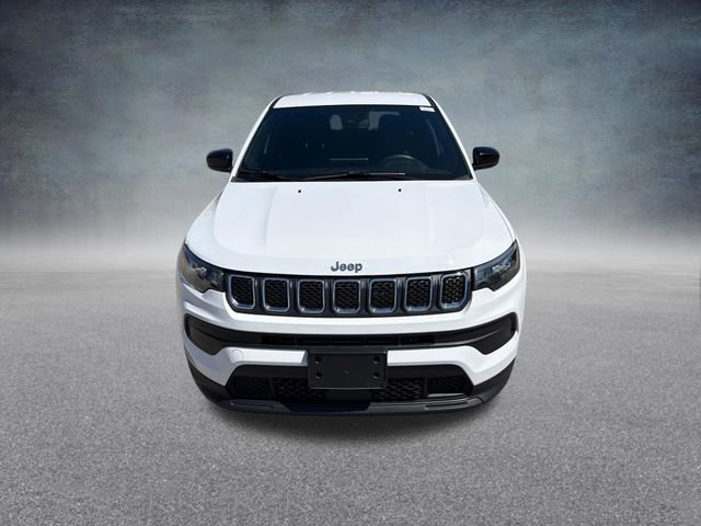 Used 2024 Jeep Compass Sport image 15