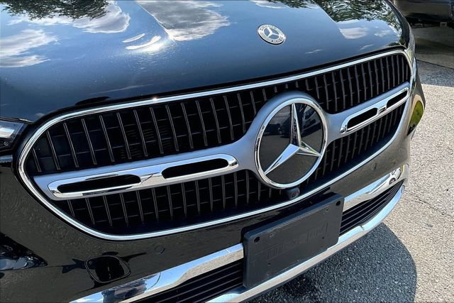 Used 2023 Mercedes-Benz GLC 300 4MATIC image 6