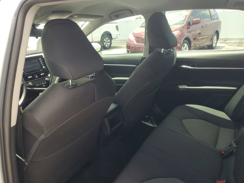 Used 2024 Toyota Camry LE FWD image 11