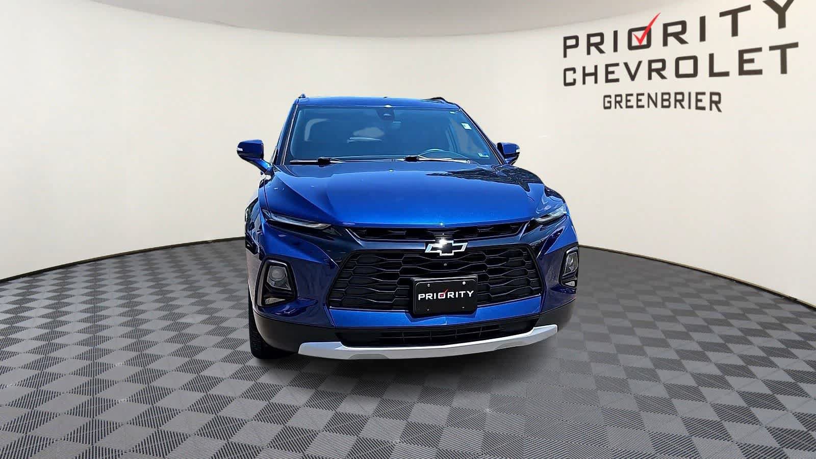 Used 2022 Chevrolet Blazer LT w/ Sound & Technology Package FWD image 3