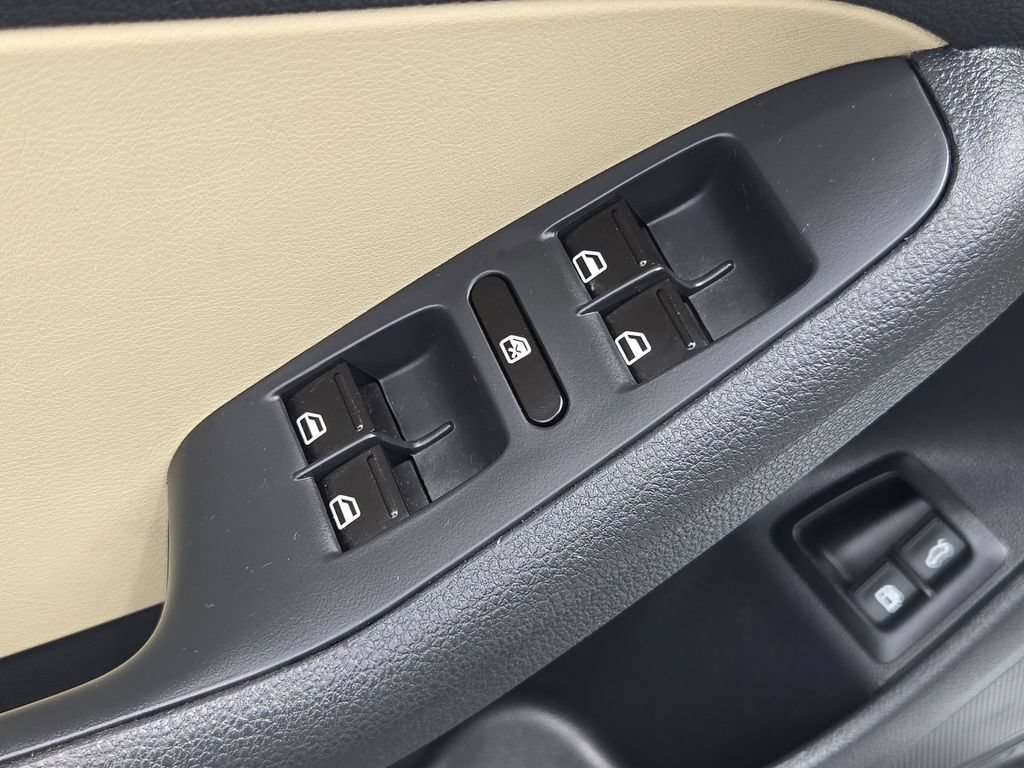 Used 2014 Volkswagen Jetta Hybrid Sedan FWD image 24