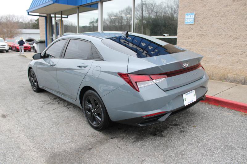 Used 2021 Hyundai Elantra SEL image 5