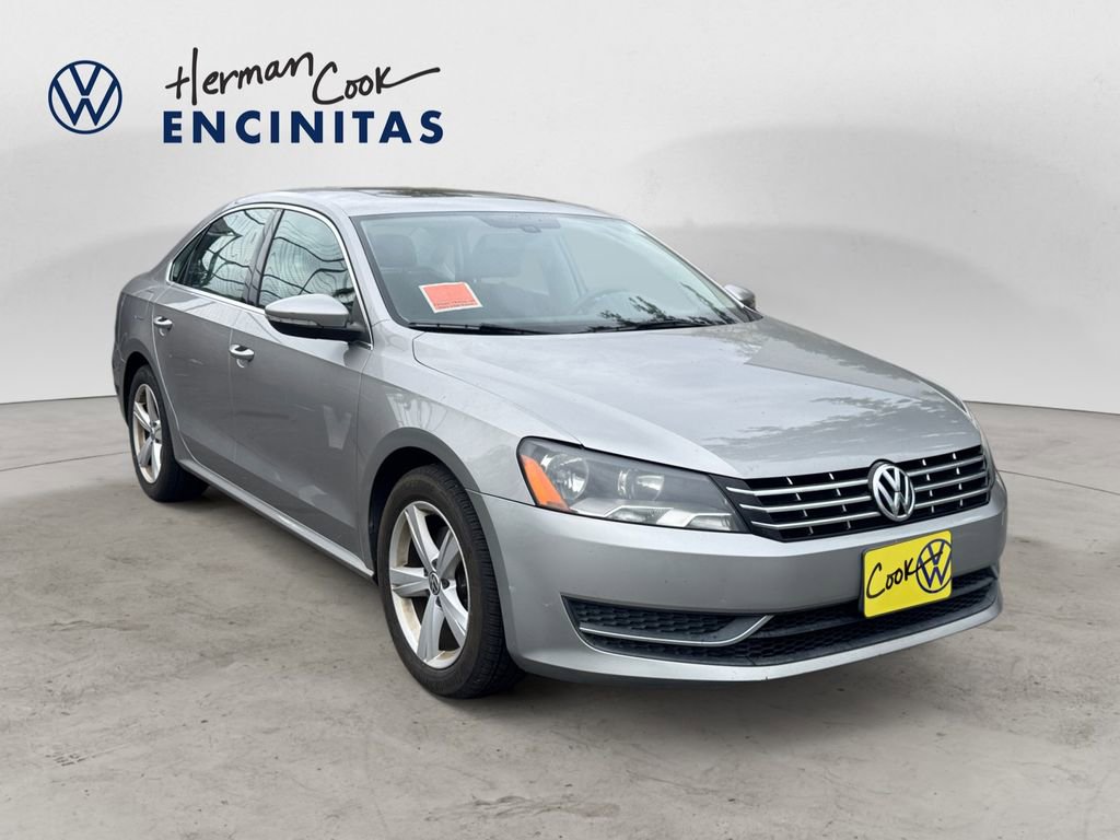Used 2012 Volkswagen Passat TDI SE image 7