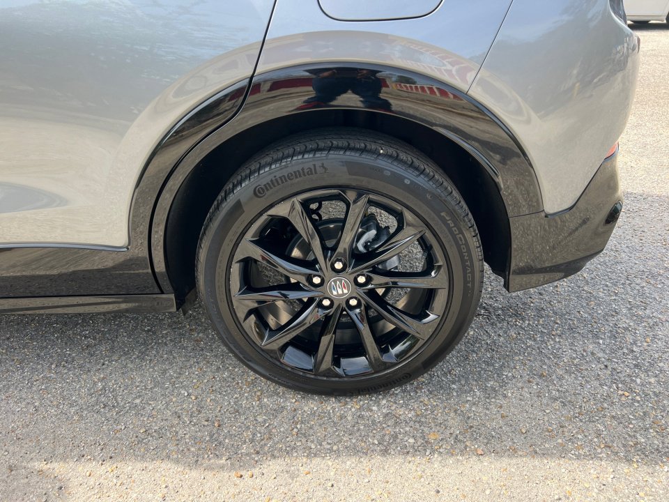 Used 2024 Buick Encore GX Sport Touring w/ Experience Buick Package image 22