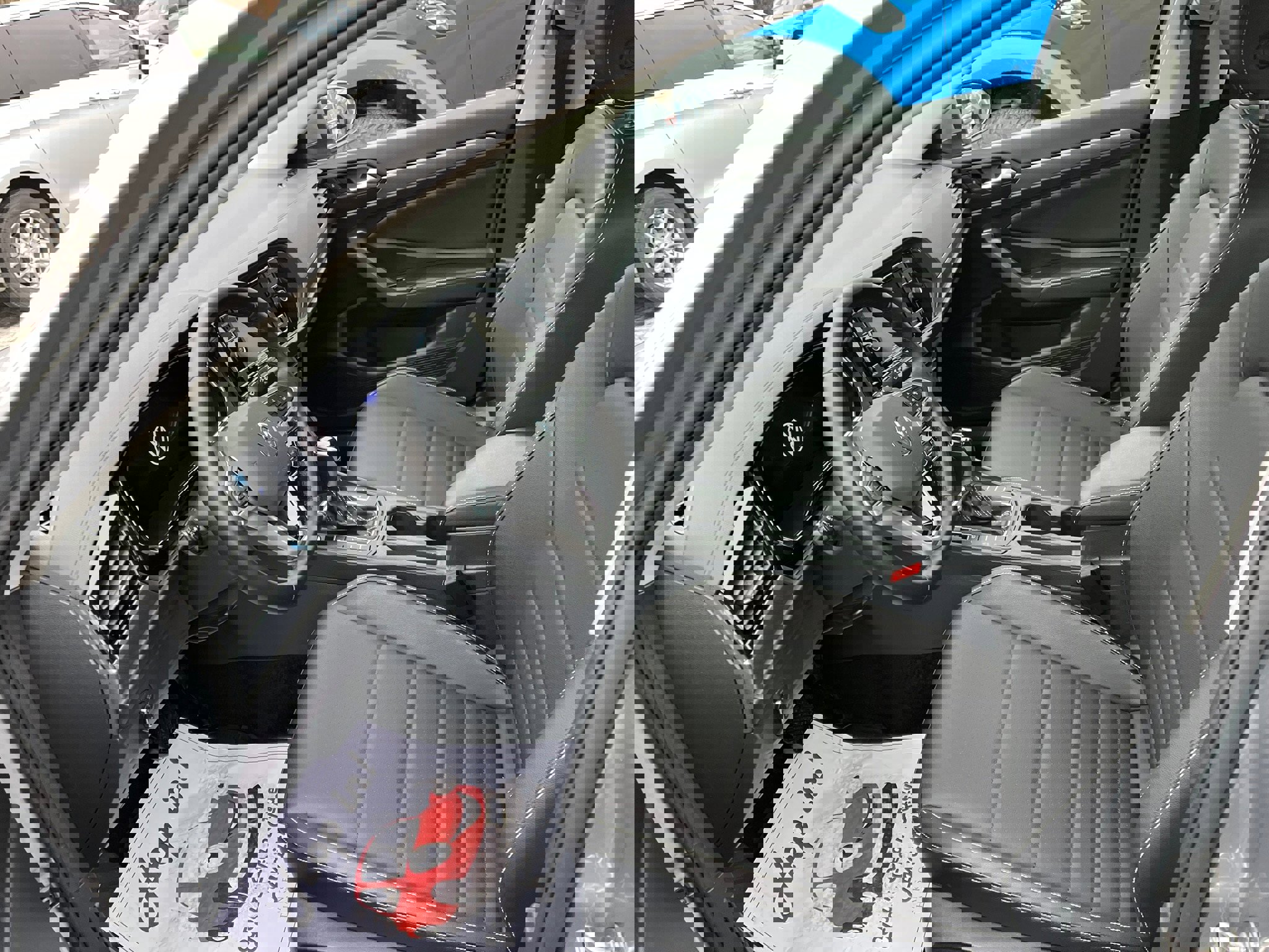 Used 2023 Volkswagen Jetta SE w/ Panoramic Sunroof Package image 21