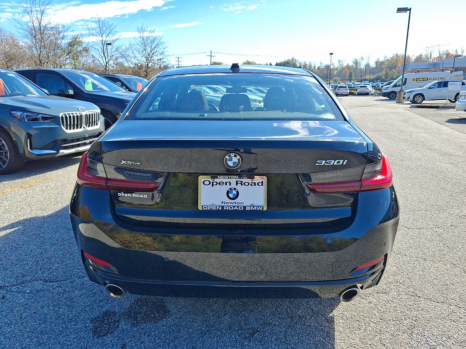 Used 2023 BMW 330i xDrive Sedan w/ Driving Assistance Package AWD/4WD image 5