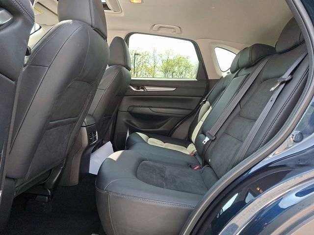 Used 2017 MAZDA CX-5 Touring w/ Preferred Equipment Package image 13