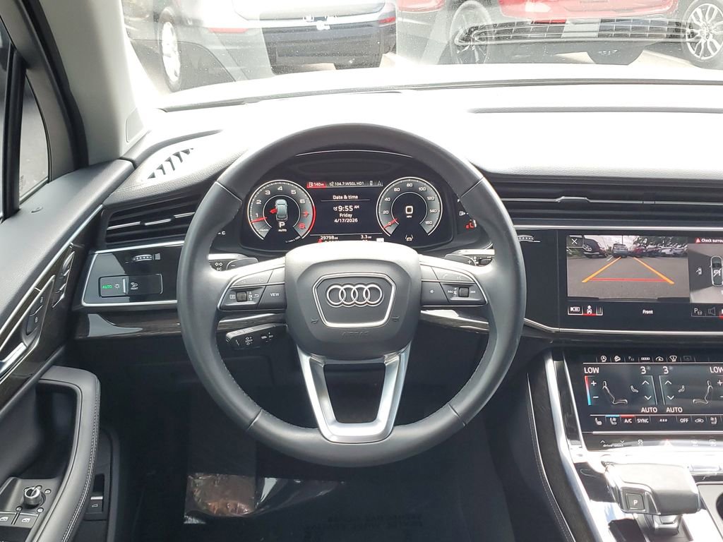 Used 2023 Audi Q7 3.0T Prestige image 18